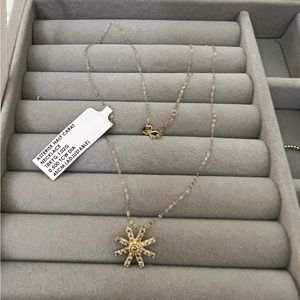 Half carat natural diamond necklace in 18k yellow gold brand new
